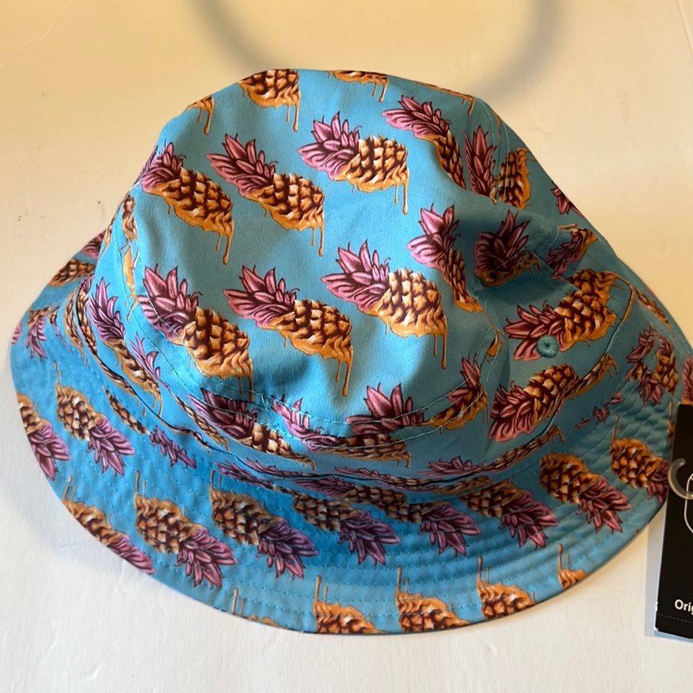 Nwt hat